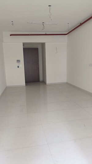 Room in 2.5 BHK Apartment at Ram Laxmi Niwas, Khar West – for Sale