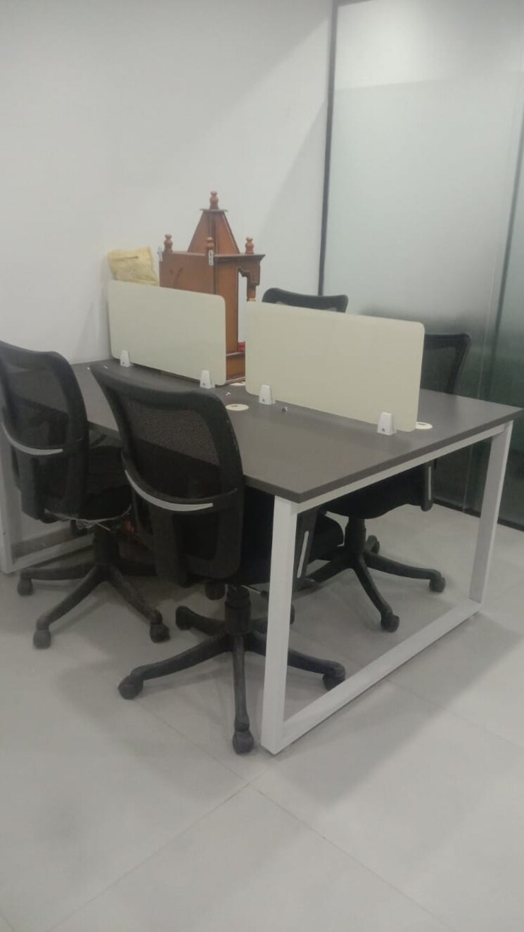 Team Area, alphathum Commercial Office Space 850 Sq.Ft. In Sector 90 Noida 9631491