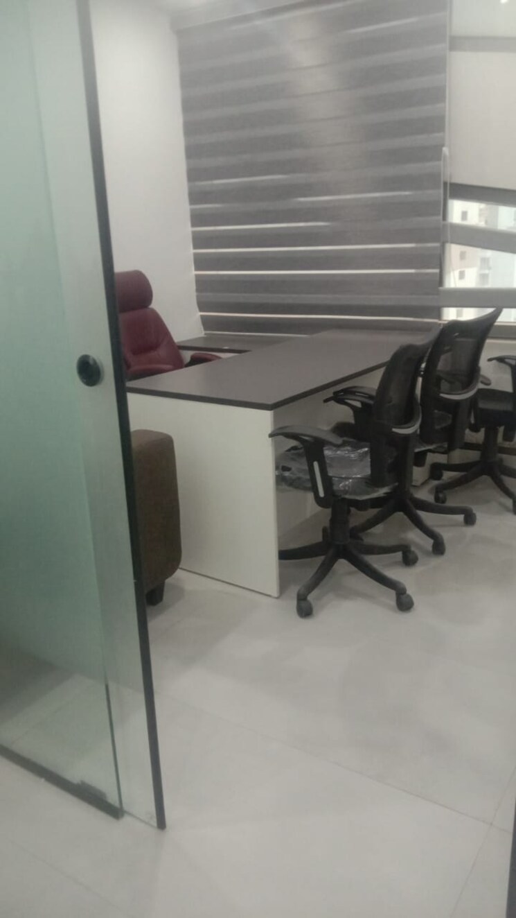 Team Area, alphathum Commercial Office Space 850 Sq.Ft. In Sector 90 Noida 9631491