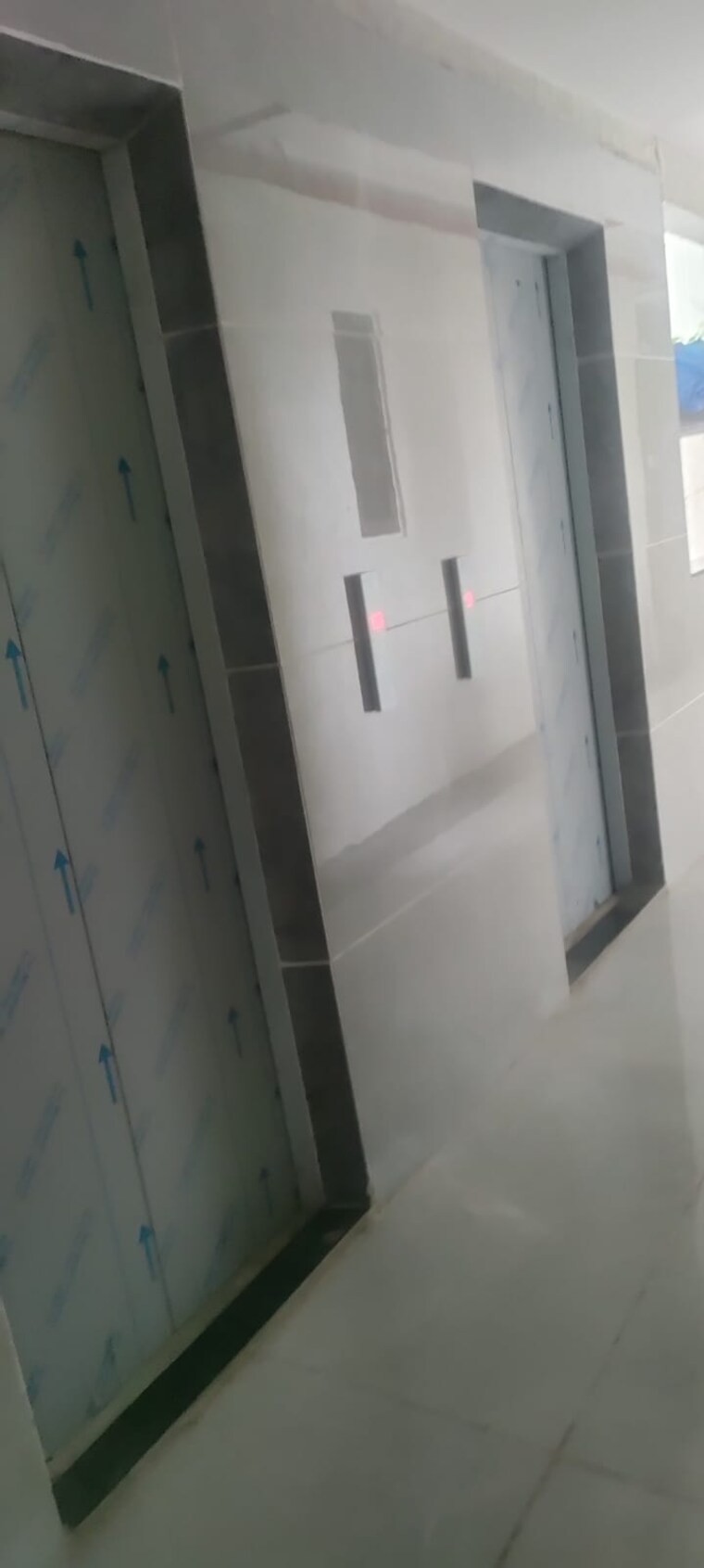 Bathroom, earth-vintage 1 Bedroom 479 Sq.Ft. Apartment In Dadar West Mumbai 9631488