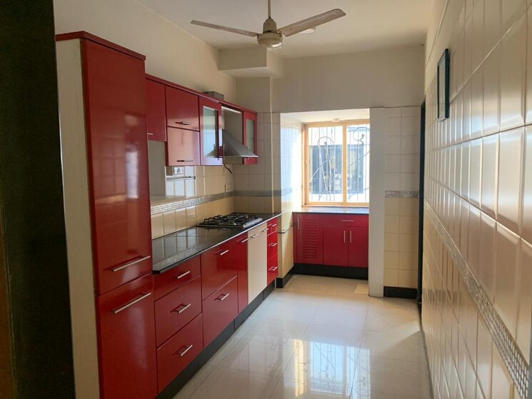 Kitchen, khar west 3 Bedroom 1350 Sq.Ft. Apartment In Khar West Mumbai 9631490
