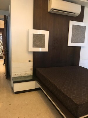 Bathroom in 4 BHK Apartment at Lake Front Solitaire, Powai – for Rent