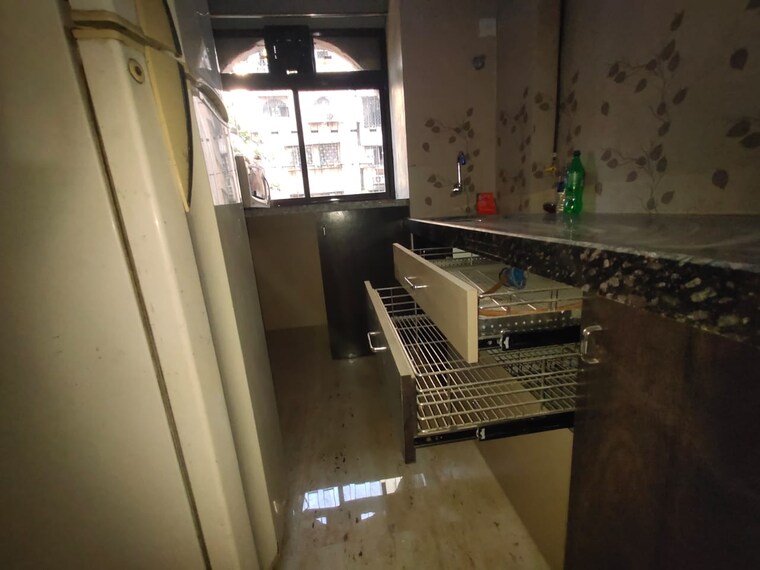 Kitchen, green-fields-apartment 1 Bedroom 532 Sq.Ft. Apartment In Andheri East Mumbai 9631518