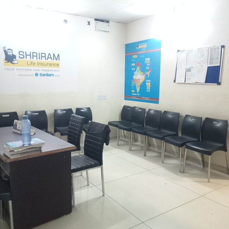 Team Area, vision-9 Commercial Office Space 2000 Sq.Ft. In Pimple Saudagar Pune 9631524