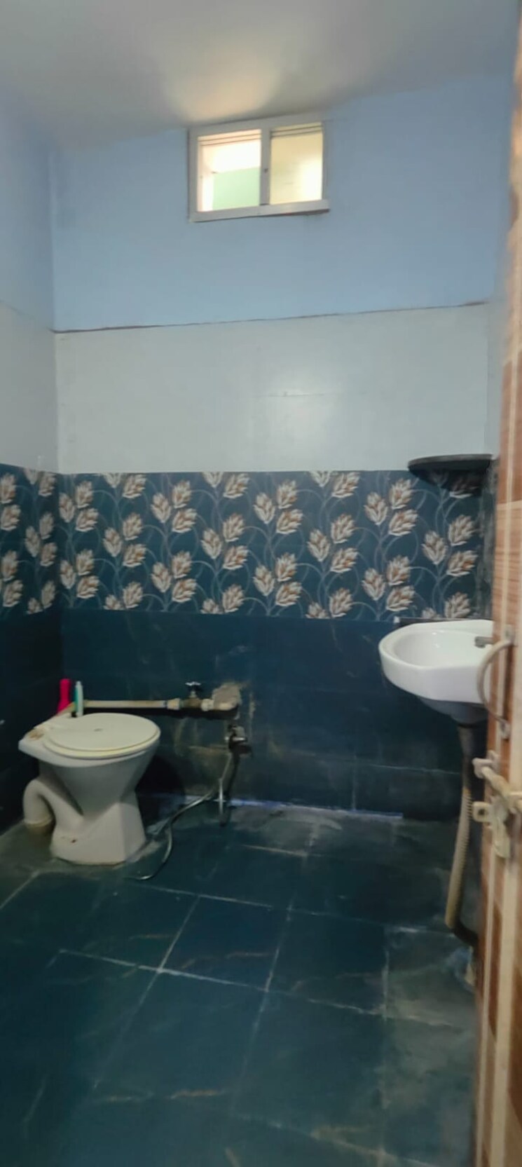 Bathroom, sunder nagar 3 Bedroom 1401 Sq.Ft. Independent House In Sunder Nagar Raipur 9631522