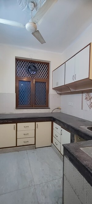 Kitchen in 3 BHK Builder Floor at Sector 37 – for Rent