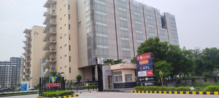 Exterior View, galaxy-blue-sapphire-plaza Commercial Office Space in IT/SEZ 227 Sq.Ft. In Sector 4 Greater Noida Greater Noida 9631534
