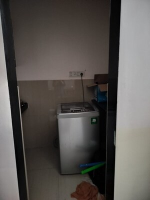 Furnished Amenities in 3 BHK Apartment at Sukhwani Elmwood, Pimple Saudagar – for Rent