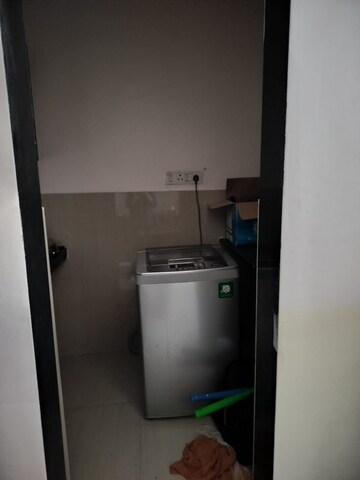 Furnished Amenities in 3 BHK Apartment at Sukhwani Elmwood, Pimple Saudagar – for Rent