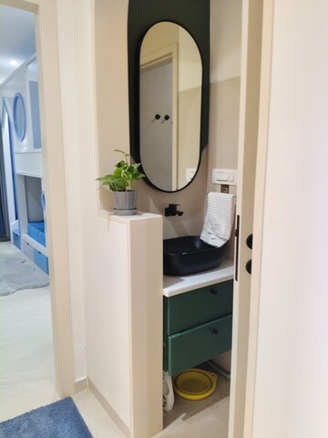 Bathroom in 4 BHK Apartment at Windsor Grande Residences, Andheri West – for Rent