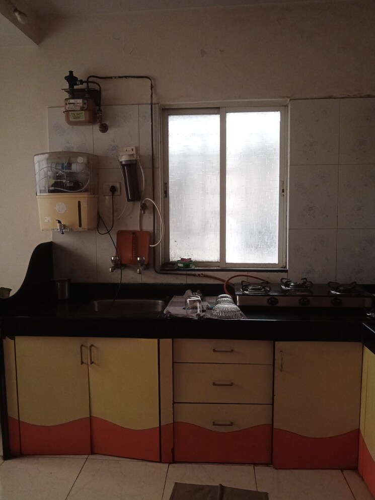 Kitchen, kunal-icon 3 Bedroom 1600 Sq.Ft. Apartment In Pimple Saudagar Pune 9631580