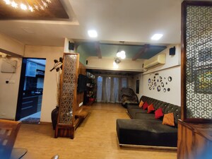 Living Room in 3 BHK Apartment at Dheeraj Heritage Santacruz , Santacruz West – for Rent