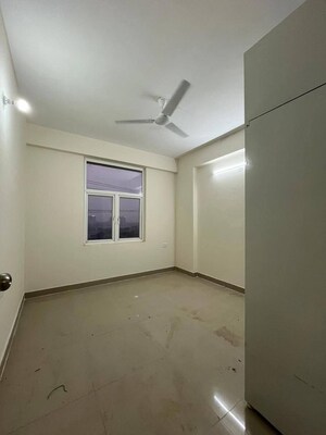 Room in 2 BHK Apartment at Zara Rossa, Sector 112 – for Rent