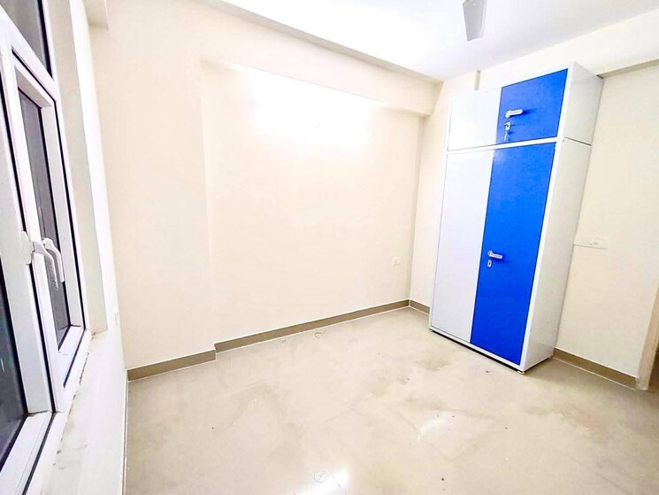 Room, zara-rossa 2 Bedroom 900 Sq.Ft. Apartment In Sector 112 Gurgaon 9631615