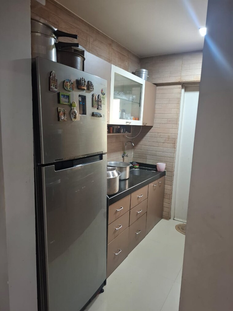 Kitchen, courtyard-by-narang-realty-and-the-wadhwa-group 4 Bedroom 1400 Sq.Ft. Apartment In Pokhran Road No Two Thane 9631590