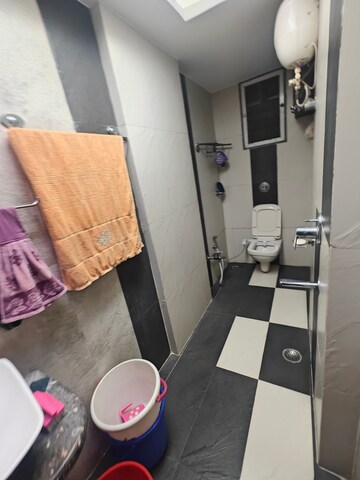 Team Area in 3 BHK Apartment at Sector 28 Nerul – for Sale