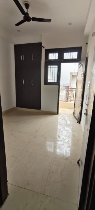 Building Lobby in 1 BHK Builder Floor at Saket – for Rent