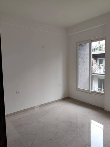 Room in 3 BHK Apartment at Tashee Capital Gateway, Sector 111 – for Rent