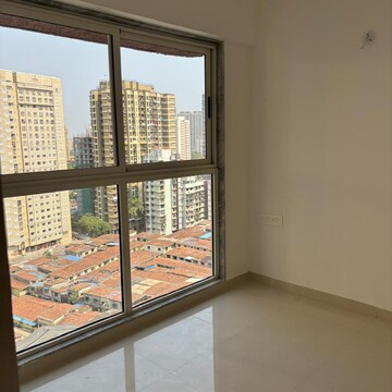 Room in 1 BHK Apartment at Marathon NeoSkies, Kokan Nagar – for Rent