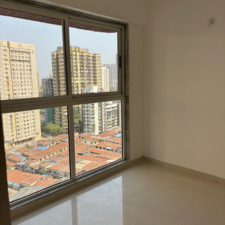 Room, marathon-neoskies 1 Bedroom 323 Sq.Ft. Apartment In Kokan Nagar Mumbai 9631642