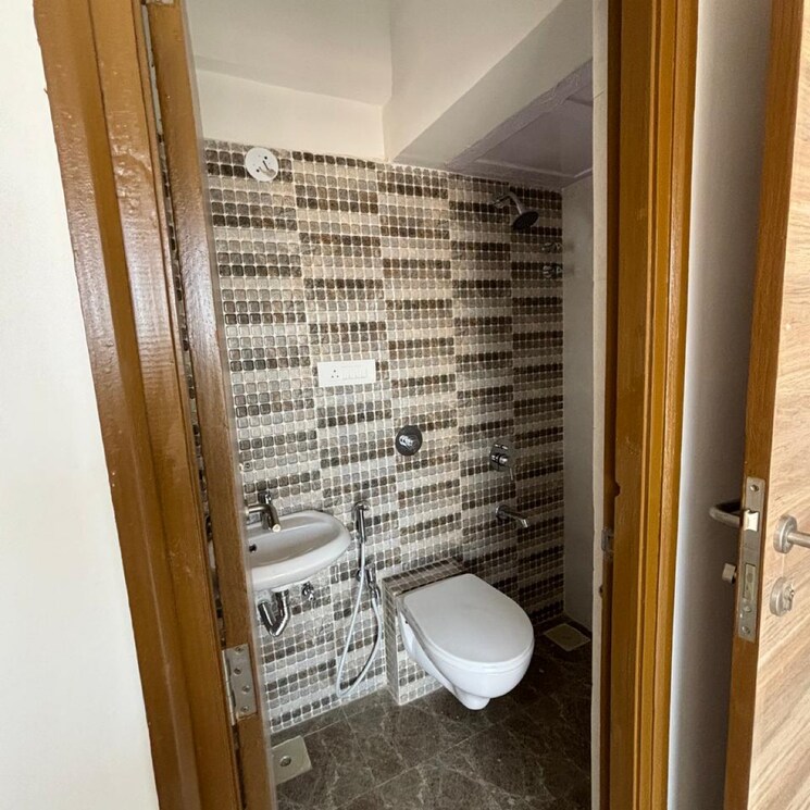 Bathroom, marathon-neoskies 1 Bedroom 323 Sq.Ft. Apartment In Kokan Nagar Mumbai 9631642