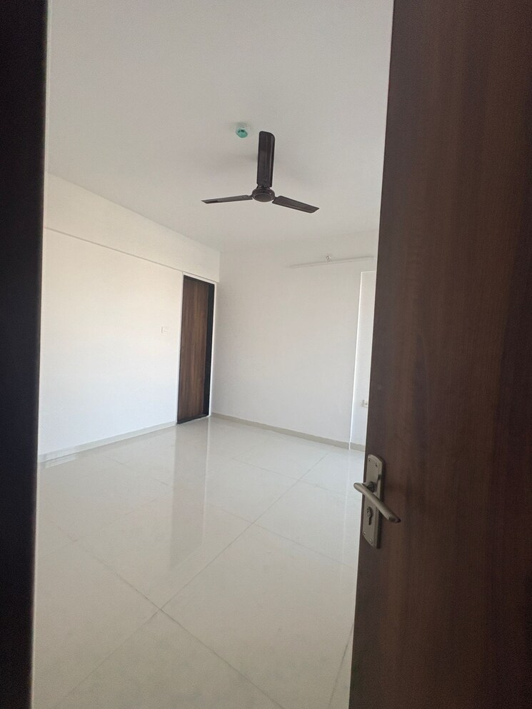 Room, bhaktamar-residency 2 Bedroom 844 Sq.Ft. Apartment In Wadgaon Sheri Pune 9631647