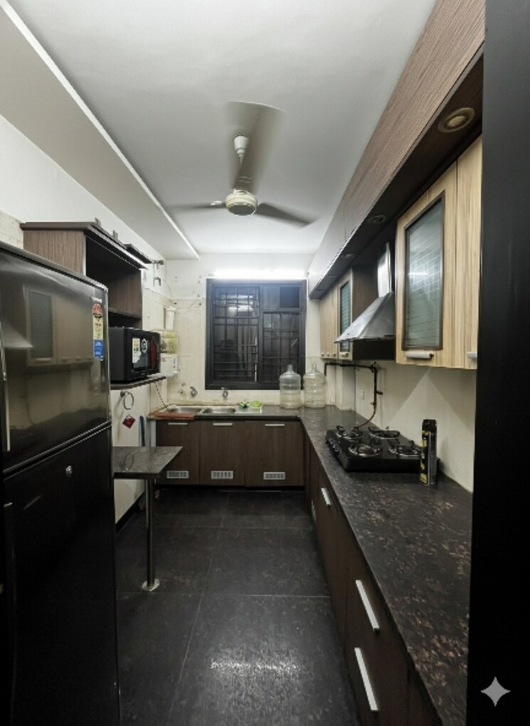 Kitchen, east of kailash 3 Bedroom 2300 Sq.Ft. Builder Floor In East Of Kailash Delhi 9631668