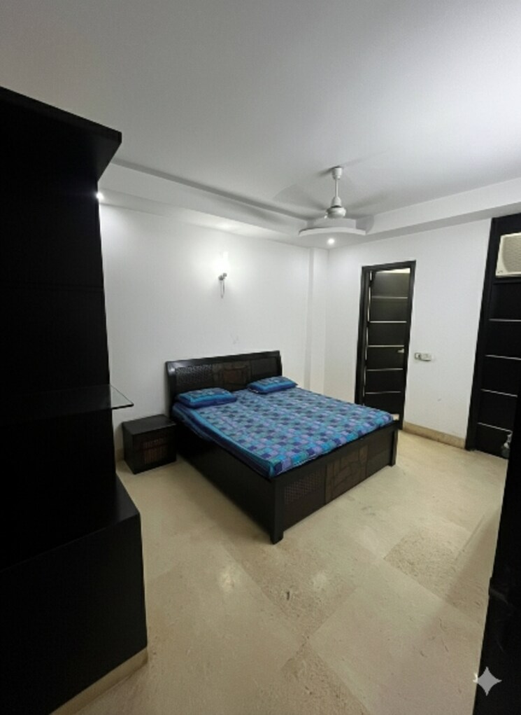 Bedroom, east of kailash 3 Bedroom 2300 Sq.Ft. Builder Floor In East Of Kailash Delhi 9631668