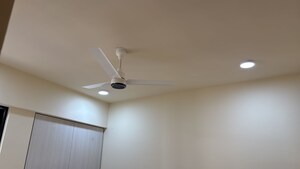 Furnished Amenities in 2 BHK Apartment at Lodha Sterling, Kolshet Road – for Rent