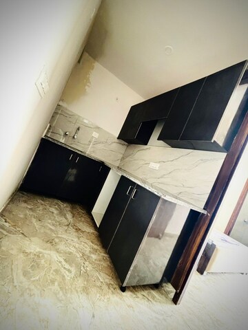 Team Area in 3.5 BHK Penthouse at Krystal Homes, Sector 1 Greater Noida – for Sale