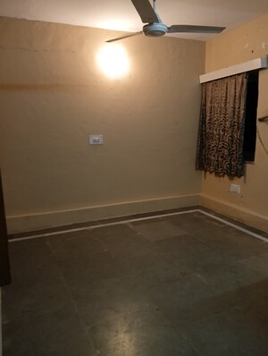 1 RK Apartment For Rent in Everest Apartments RWA, Kalkaji