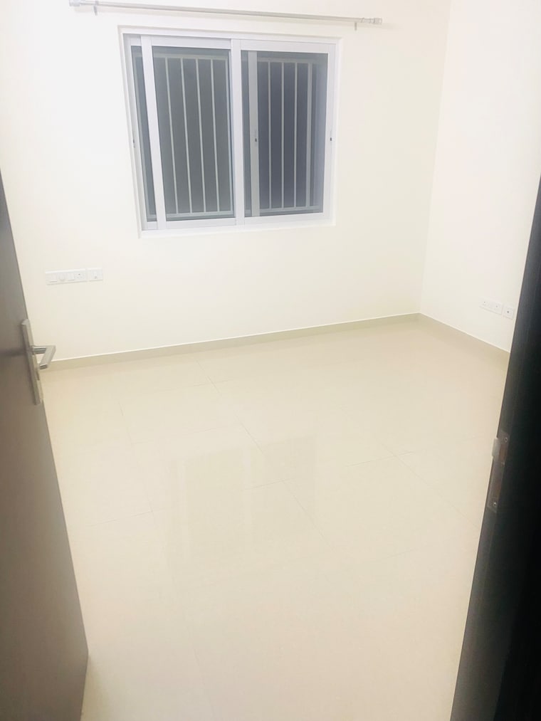 Room, bren-northern-lights 1.5 Bedroom 580 Sq.Ft. Apartment In Jakkuru Bangalore 9631716