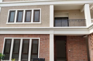 3.5 BHK Villa For Sale in Avinashi Road