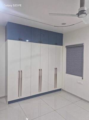 Room in 3 BHK Apartment at Rajapushpa Provincia, Narsingi – for Rent