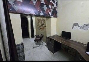  Office Space For Rent in Lalkuan