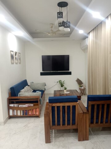 Living Room in 3 BHK Apartment at Vijay Ratan Vihar, Sector 15 – for Rent