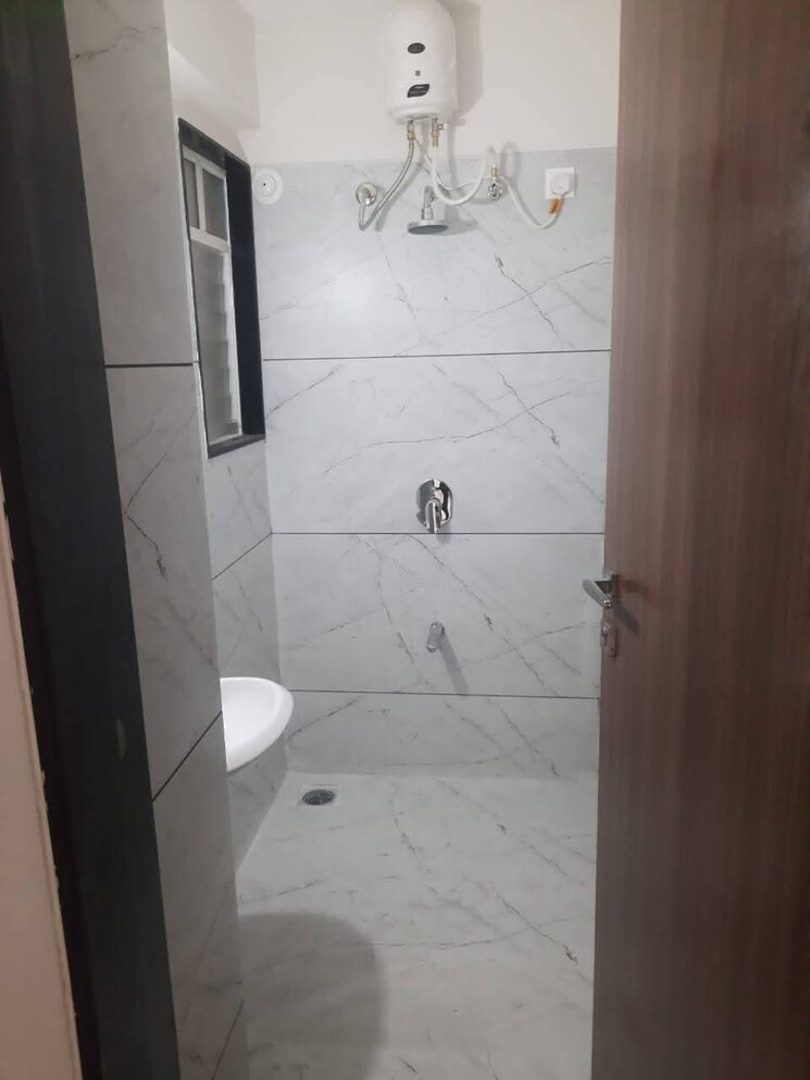 Bathroom, ganga-hamlet 1 Bedroom 800 Sq.Ft. Apartment In Viman Nagar Pune 9631781