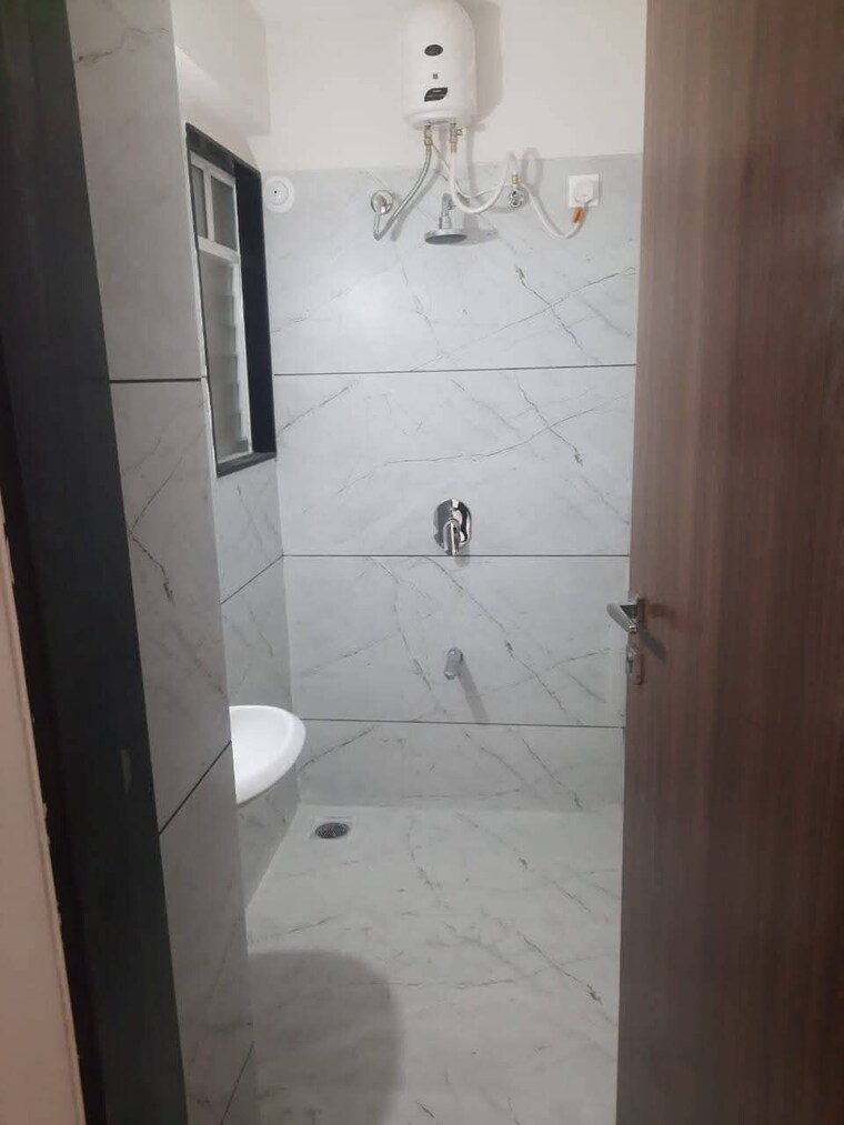 Bathroom, ganga-hamlet 1 Bedroom 800 Sq.Ft. Apartment In Viman Nagar Pune 9631781