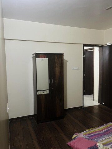 Room in 1 BHK Apartment at Dhanori – for Rent