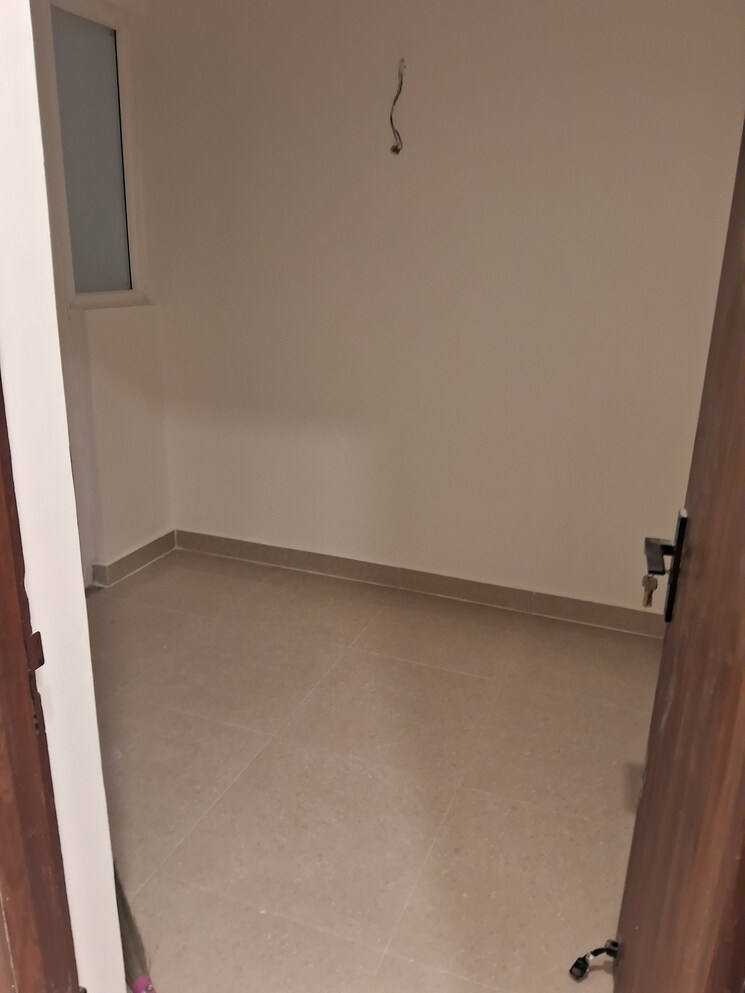 Room, sikka-kimantra-greens 3.5 Bedroom 1700 Sq.Ft. Apartment In Sector 79 Noida 9631818