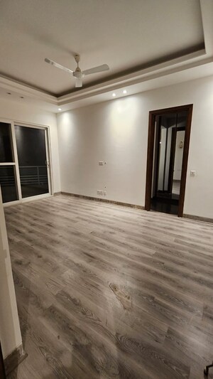 4 BHK Apartment For Rent in Green Park Extension