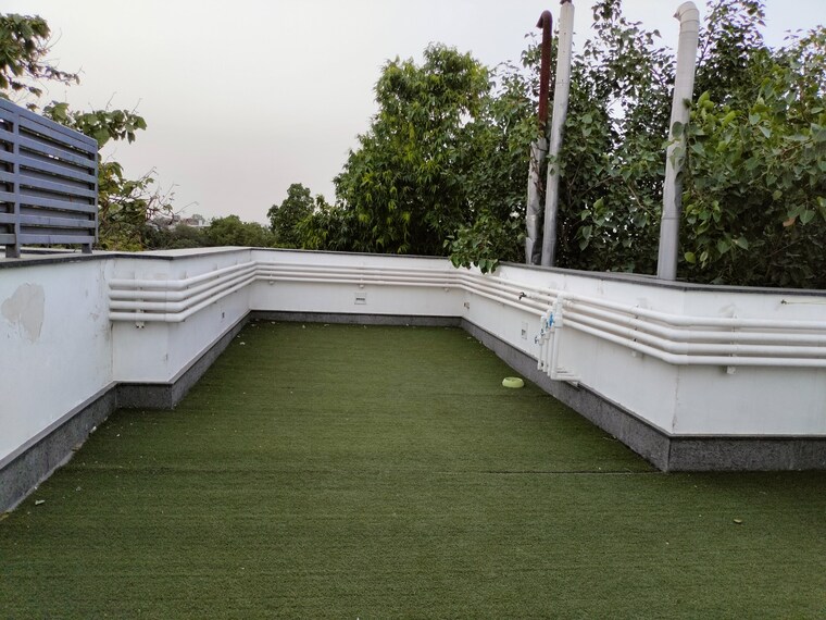 Balcony, hauz khas enclave 4 Bedroom 3600 Sq.Ft. Apartment In Hauz Khas Enclave Delhi 9631846