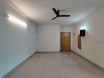 Room in 3 BHK Apartment at Mantri Webcity, Hennur – for Rent