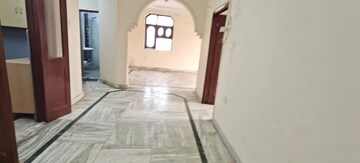 Building Lobby in 3 BHK Builder Floor at Gujranwala Town – for Rent