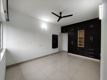 Room in 3 BHK Apartment at Mantri Webcity, Hennur – for Rent