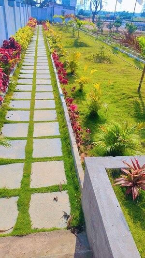  Plot – Garden View at Neemsboro Manavooru, Pusalpahad - for Sale