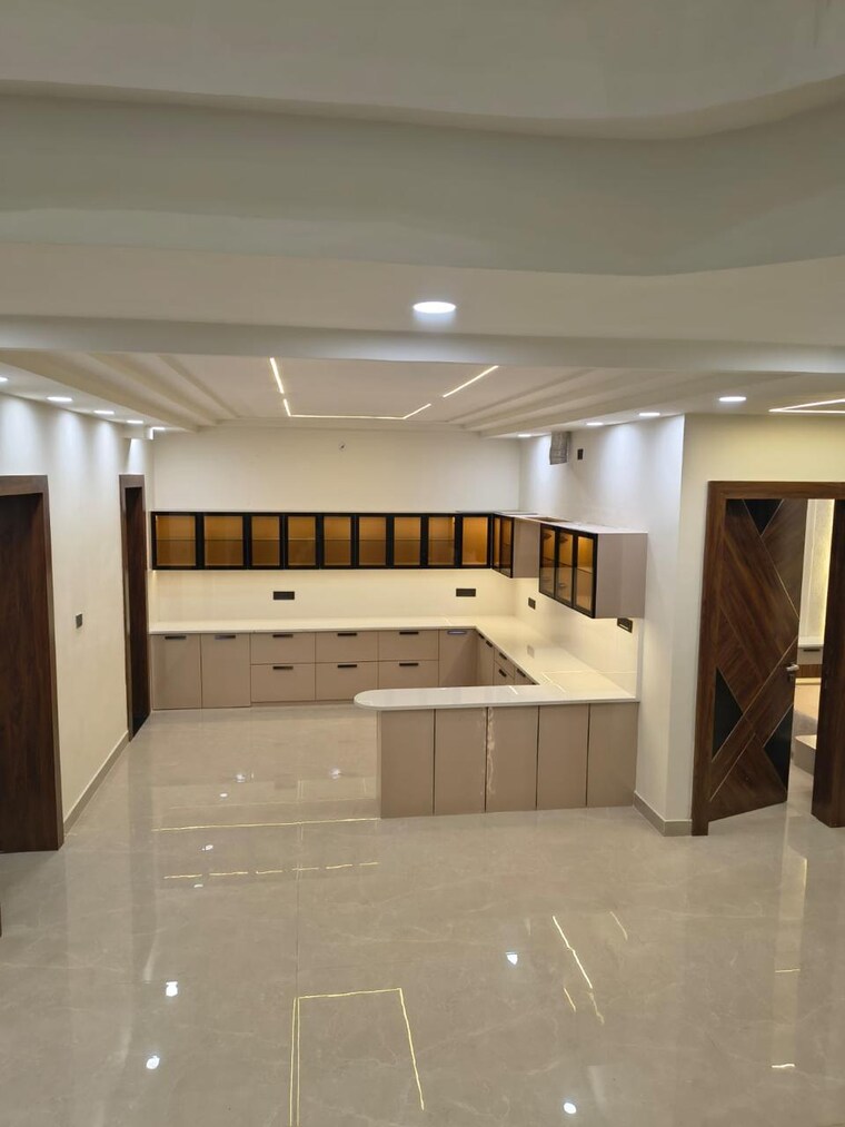 Kitchen, gomti nagar 5 Bedroom 2152 Sq.Ft. Villa In Gomti Nagar Lucknow 9631912