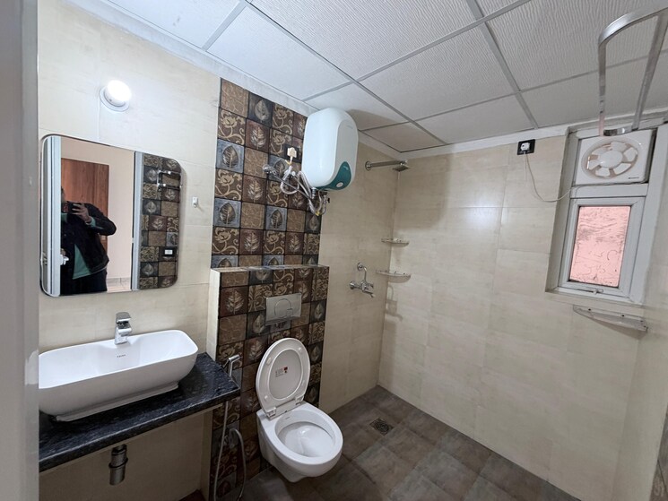 Bathroom, windlass-river-valley 3.5 Bedroom 2100 Sq.Ft. Apartment In Harrawala Dehradun 9631963