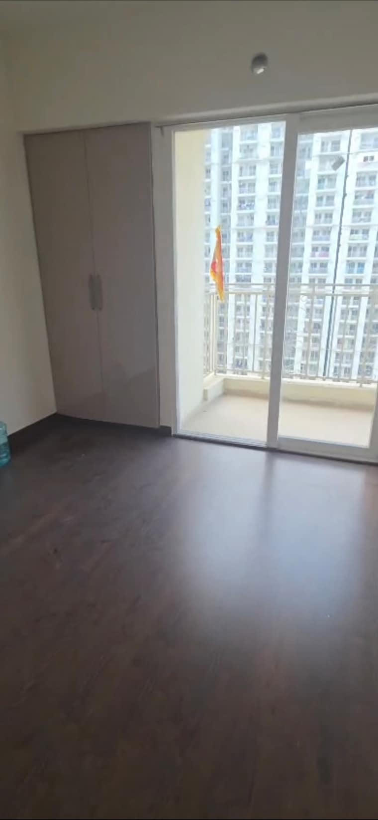 Room, mahagun-mantra-ii 2.5 Bedroom 1125 Sq.Ft. Apartment In Sector 10 Greater Noida Greater Noida 9631972