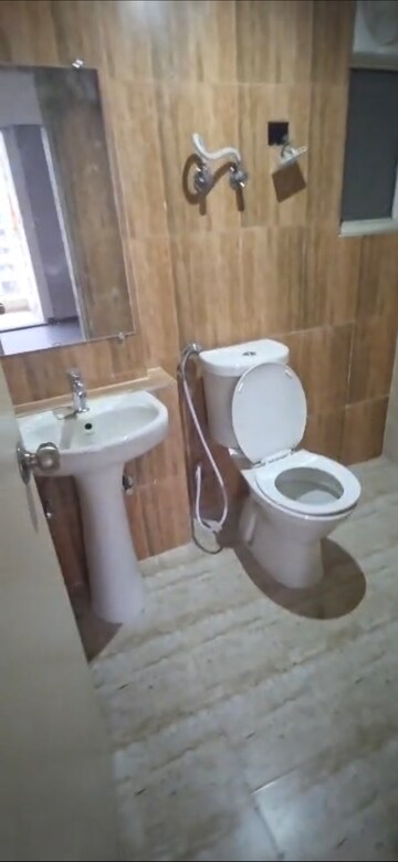Bathroom in 2.5 BHK Apartment at Mahagun Mantra II, Sector 10 Greater Noida – for Rent